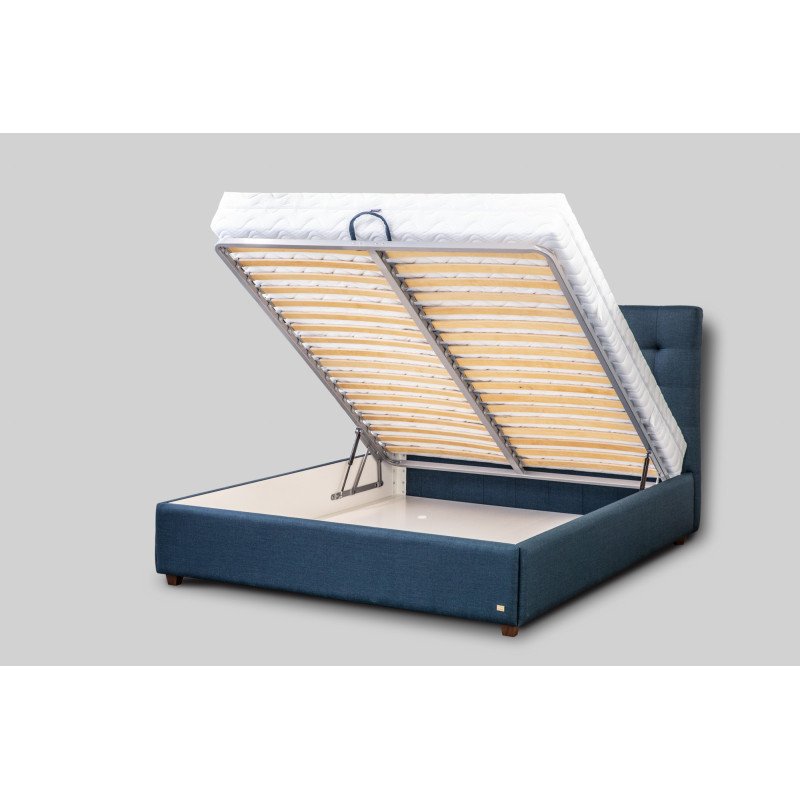 Lova MADISON - Image 3